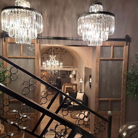 Hotel Le Patio De Sophie Систерон Экстерьер фото